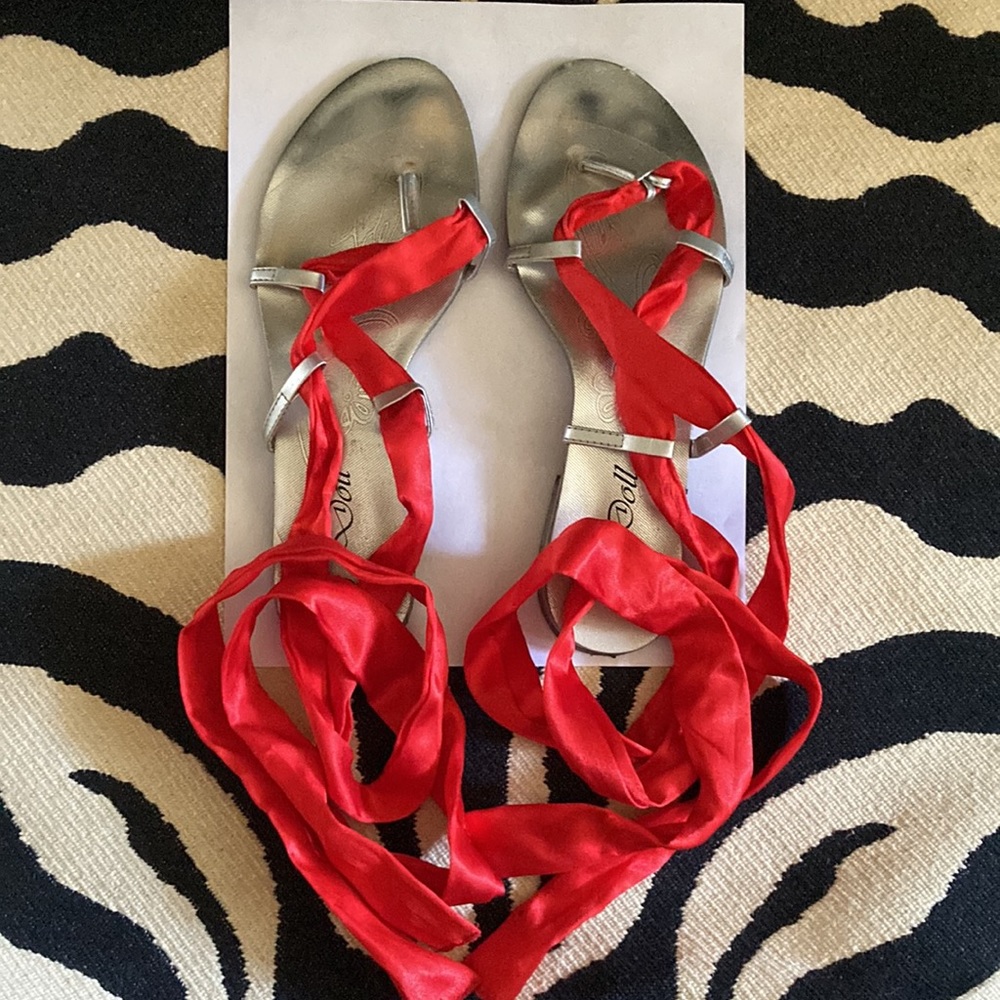 I-doll sexy red satin strap sandals. Wraps around ankle and up to calf. Preloved